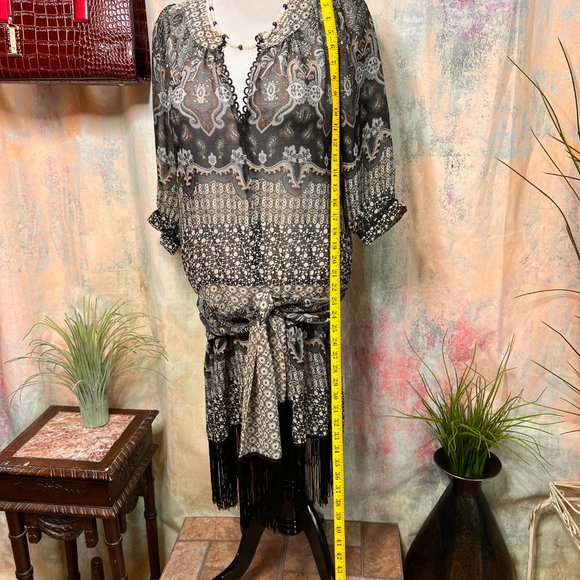 VTG📌 Glam Fringed Flapper Style Dress with Short Sleeves - Picture 7 of 15